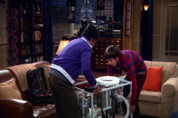 All right, this is an exact duplicate
of the Wolowitz Zero-Gravity...