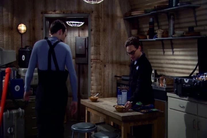 <font color="#808080">SHELDON</font>: What are we having?
- Reconstituted Thai food.