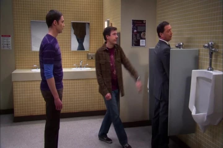 Sheldon, give the
man some privacy.