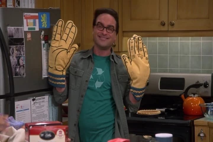 Really? How many grown-ups do you know
who have Mr. Spock oven mitts?